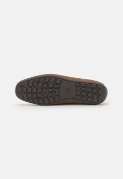 Pier One Slipper - Cognac 12 Pier One Slipper - Cognac -Pier One Verkaufsgeschäft 007753993fe84e0792d6b444983ce00b