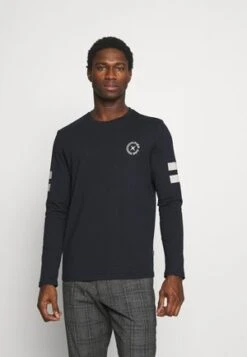 Pier One Langarmshirt - White 13 Pier One Langarmshirt - White -Pier One Verkaufsgeschäft 019deb4ab2e24269936d5058f628aceb