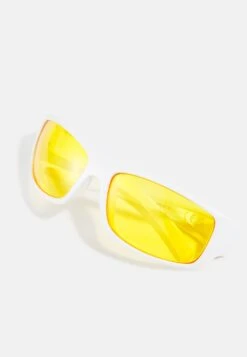 Pier One UNISEX - Sonnenbrille - White -Pier One Verkaufsgeschäft 06212ea48c0f4037abc6a62aa2c032d6