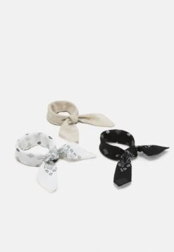 Pier One BANDANA UNISEX 3 PACK - Tuch - Black/white/beige