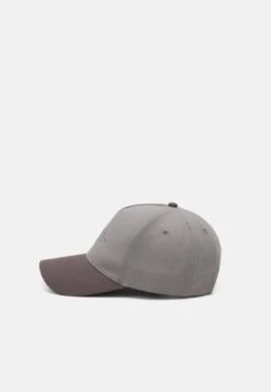 Pier One UNISEX - Cap - Grey/dark Grey -Pier One Verkaufsgeschäft 0d1514bf2f2b41f7b07e0906b1d9b71f