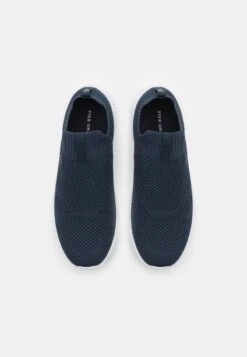 Pier One Slipper - Dark Blue 11 Pier One Slipper - Dark Blue -Pier One Verkaufsgeschäft 1f1eae99350e466bb584a072936530b8