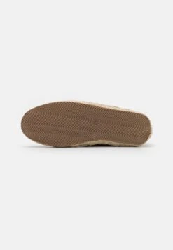 Pier One UNISEX - Espadrille - Brown -Pier One Verkaufsgeschäft 23ffc4845e644a6e9d5b182382af5ffb