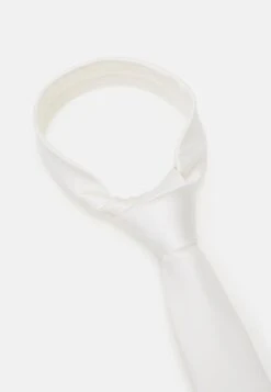 Pier One SET - Einstecktuch - White 9 Pier One SET - Einstecktuch - White -Pier One Verkaufsgeschäft 299a5894fbfb41e4a7475f0724c02bfc