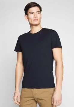 Pier One 2 PACK - T-Shirt Basic - White/dark Blue 10 Pier One 2 PACK - T-Shirt Basic - White/dark Blue -Pier One Verkaufsgeschäft 29e824f9825c4b58be6620e83ee4ac6b