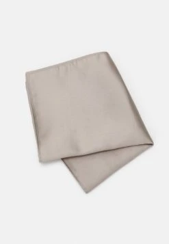 Pier One SET - Einstecktuch - Stone 10 Pier One SET - Einstecktuch - Stone -Pier One Verkaufsgeschäft 30a66b151b204ce08faeaede37f007a1