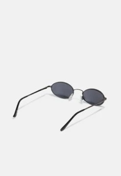 Pier One UNISEX - Sonnenbrille - Black -Pier One Verkaufsgeschäft 32886beacc0640f6a37385f05083f46e