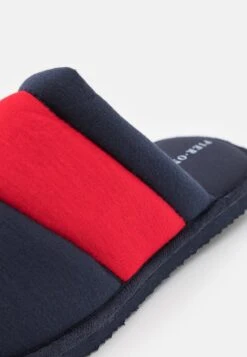 Pier One UNISEX - Hausschuh - Dark Blue/red -Pier One Verkaufsgeschäft 3873ff5ffc164a00938853720f513c10