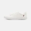 Pier One UNISEX - Sneaker Low - White -Pier One Verkaufsgeschäft 4d5a85fb07034b32bc3535edb39c8bc0