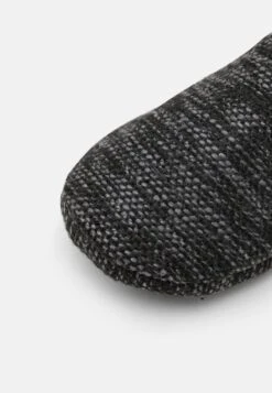 Pier One Hausschuh - Black -Pier One Verkaufsgeschäft 50c6e37e4898429699554a8740194458