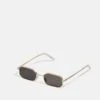 Pier One UNISEX - Sonnenbrille - Gold-coloured/black -Pier One Verkaufsgeschäft 579419c32ce3413886d6cedeb8d20aa9 1