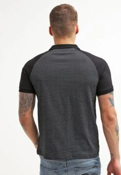 Pier One Poloshirt - Black 10 Pier One Poloshirt - Black -Pier One Verkaufsgeschäft 5815220ab8ee47caa7b0f2828b916726