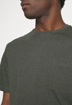 Pier One Nachtwäsche Set - Black/khaki 11 Pier One Nachtwäsche Set - Black/khaki -Pier One Verkaufsgeschäft 598c5af7df284a32839c70f6d4a77e84