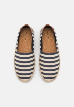 Pier One UNISEX - Espadrille - Dark Blue/white 11 Pier One UNISEX - Espadrille - Dark Blue/white -Pier One Verkaufsgeschäft 656fb98ccb7640ac939ccc145e729a86