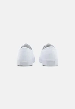 Pier One UNISEX - Sneaker Low - White 10 Pier One UNISEX - Sneaker Low - White -Pier One Verkaufsgeschäft 68b711ddaecd4cfaacd471e0905628b6