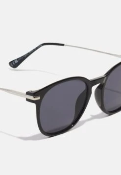 Pier One Sonnenbrille - Black -Pier One Verkaufsgeschäft 6b7e0f98517344fcb83af59186c802d2