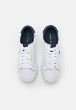 Pier One Sneaker Low - White 11 Pier One Sneaker Low - White -Pier One Verkaufsgeschäft 73f6fbdbaa31443c96672472f534f48e