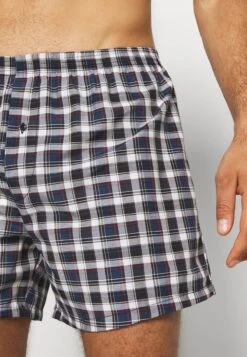 Pier One 5 PACK - Boxershorts - Grey -Pier One Verkaufsgeschäft 76ef02faa69e4534a8ba13470b07a39a