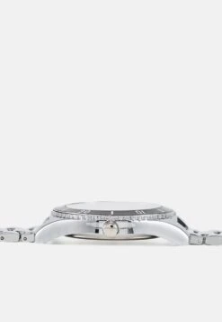 Pier One Uhr - Silver-coloured 10 Pier One Uhr - Silver-coloured -Pier One Verkaufsgeschäft 7c3bfd1a2c1e4fc7a17e33cbcd9f73ce