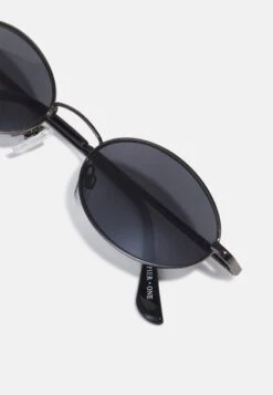 Pier One UNISEX - Sonnenbrille - Black -Pier One Verkaufsgeschäft 7cca18a05cee4162a229b0e883ebad93