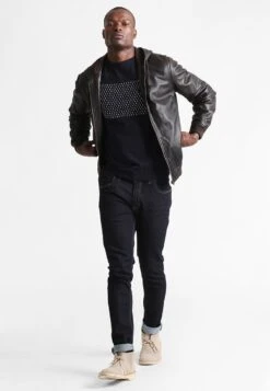 Pier One Strickpullover - Dark Blue 9 Pier One Strickpullover - Dark Blue -Pier One Verkaufsgeschäft 7fdbf80315f74ff98434274d2f2c1c52