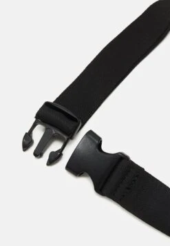 Pier One UNISEX - Gürteltasche - Black -Pier One Verkaufsgeschäft 80cb2f0fe0cb40f6b34e6a262ef72974