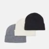 Pier One 3 PACK UNISEX - Mütze - Black/grey/white 1 Pier One 3 PACK UNISEX - Mütze - Black/grey/white -Pier One Verkaufsgeschäft 86d9747140114f30891a691057132b36