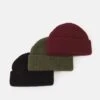 Pier One UNISEX 3 PACK - Mütze - Black/khaki/bordeaux -Pier One Verkaufsgeschäft 87459dbe987649a8aaf826ac5710e03e