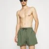 Pier One PEACHY SOFT BEACH SHORTS - Badeshorts - Khaki -Pier One Verkaufsgeschäft 953042a6cd34480a9bf7b99d2b138fa9