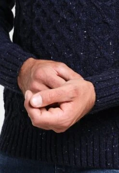 Pier One Strickpullover - Mottled Dark Blue -Pier One Verkaufsgeschäft a048db5e31ba4f3589df0abe92fd4cb7