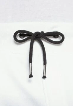 Pier One Jogginghose - White 12 Pier One Jogginghose - White -Pier One Verkaufsgeschäft a36764404f124304b3532ad3534eb3d7