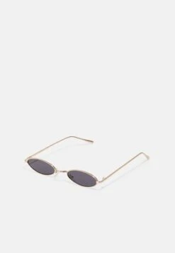 Pier One UNISEX - Sonnenbrille - Black -Pier One Verkaufsgeschäft a45f8663db0041b9b255f255daac7443