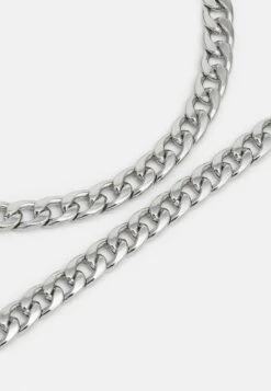 Pier One SET - Halskette - Silver-coloured 10 Pier One SET - Halskette - Silver-coloured -Pier One Verkaufsgeschäft a486b5615cc14e0c8e89b68bd541bea8