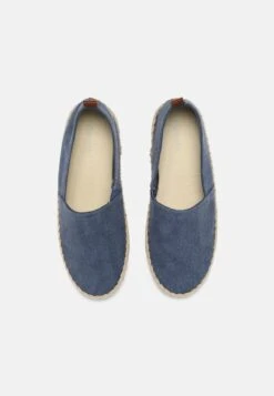 Pier One RENA ESPADRILLE UNISEX - Espadrille - Blue 11 Pier One RENA ESPADRILLE UNISEX - Espadrille - Blue -Pier One Verkaufsgeschäft a712e8e1ca864c359ade29147a29a43e