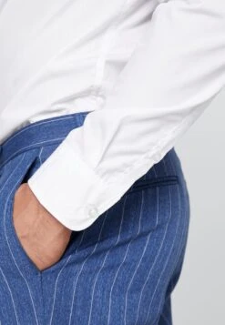 Pier One 2 PACK - Businesshemd - White 13 Pier One 2 PACK - Businesshemd - White -Pier One Verkaufsgeschäft aac9d6ccd1dd4835ae790e1e3552ae2c