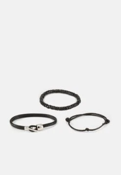 Pier One SET - Uhr - Black 11 Pier One SET - Uhr - Black -Pier One Verkaufsgeschäft b0f469a7519f433387fdcd22fdfd31fe