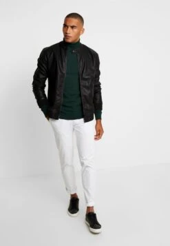 Pier One Strickpullover - Dark Green -Pier One Verkaufsgeschäft b54b5da8fedd4697a74404058ab245ca