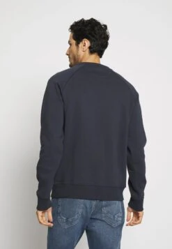 Pier One 2 PACK - Sweatshirt - Dark Blue/bordeaux -Pier One Verkaufsgeschäft bb12a7ee10bc496f8191f4606422a053