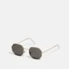 Pier One UNISEX - Sonnenbrille - Gold-coloured/black -Pier One Verkaufsgeschäft c27393109d3f47c8aac08cdcbd984392