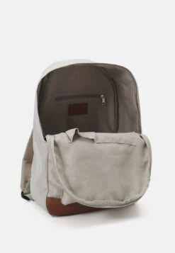 Pier One UNISEX - Tagesrucksack - Beige 10 Pier One UNISEX - Tagesrucksack - Beige -Pier One Verkaufsgeschäft c28c9506ad6d4524a2e21ccb08239fbc