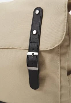 Pier One UNISEX - Tagesrucksack - Beige 11 Pier One UNISEX - Tagesrucksack - Beige -Pier One Verkaufsgeschäft c673775f327942c9a6c1233f5ec52428