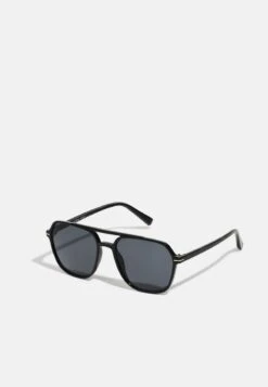Pier One UNISEX - Sonnenbrille - Black -Pier One Verkaufsgeschäft c93f10a0ce1447e1a2a3a4e96688b3e4 1
