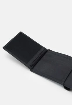 Pier One LEATHER - Geldbörse - Black 11 Pier One LEATHER - Geldbörse - Black -Pier One Verkaufsgeschäft cdc71e71d04a4f6ba417123e29ee884b