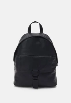 Pier One Tagesrucksack - Black -Pier One Verkaufsgeschäft d06207e22c484ad29b1c08cbb31e2fe9
