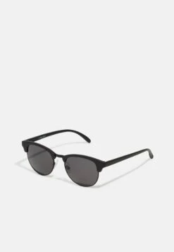 Pier One UNISEX - Sonnenbrille - Black/green -Pier One Verkaufsgeschäft d41e2edf45ee4a51aed6652bede5d74a
