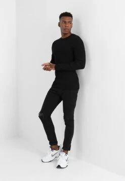 Pier One Strickpullover - Black 9 Pier One Strickpullover - Black -Pier One Verkaufsgeschäft e4e63987ddd14352b64279a8fa8d9aca