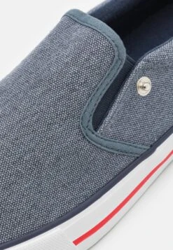 Pier One UNISEX - Sneaker Low - Dark Blue -Pier One Verkaufsgeschäft e65ea00bf3d74912b8f22ef620d5e99e