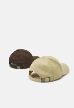 Pier One UNISEX 2 PACK - Cap - Khaki/sand -Pier One Verkaufsgeschäft ea0974e7d6c94a2482c992bde501b121