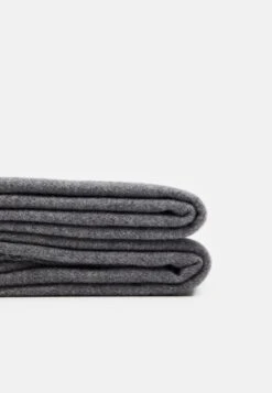 Pier One UNISEX - Schal - Grey -Pier One Verkaufsgeschäft ec5527395bf74ce5a255f492061affa7