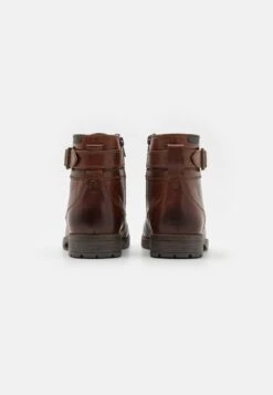 Pier One LEATHER - Schnürstiefelette - Brown 10 Pier One LEATHER - Schnürstiefelette - Brown -Pier One Verkaufsgeschäft f0d31109fe1f47ea903aff8f0ce6c14c